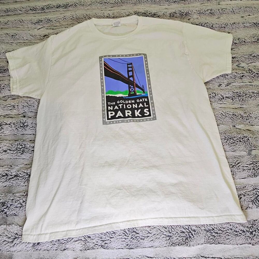 Hanes Men's White and Cream T-shirt